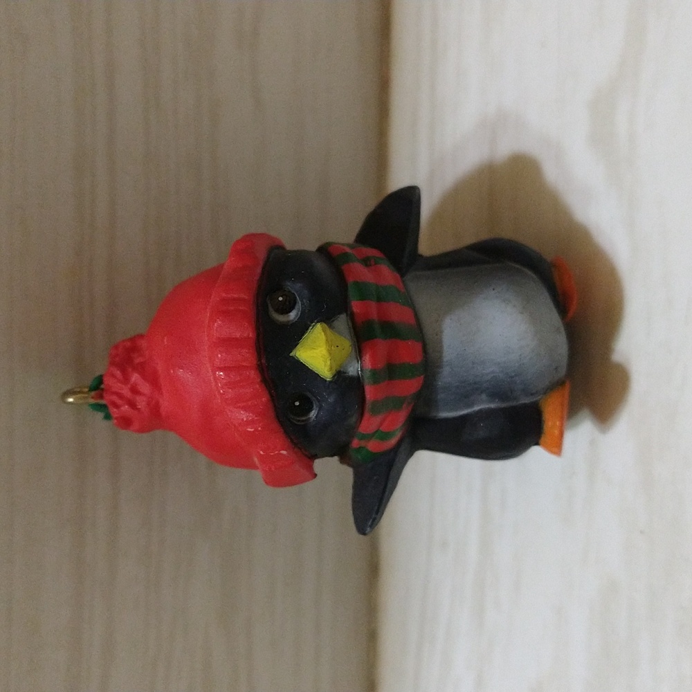 Vintage 1981 Hallmark Keepsake Christmas Ornament Perky Penguin